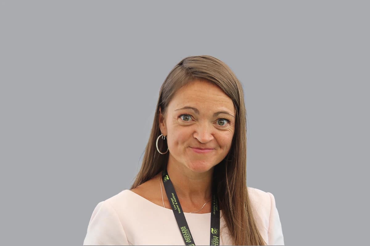 Nikki Estes Most Visionary Global CEOs in 2025