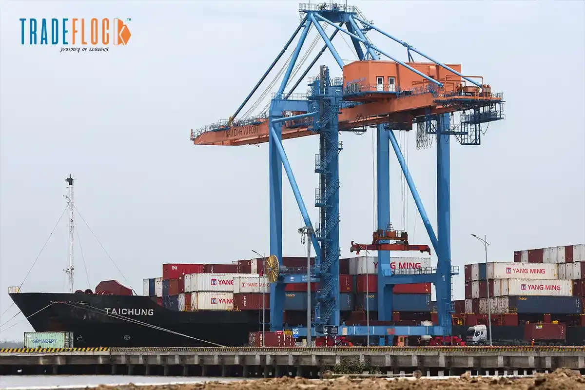 Vietnam-US Trade Surplus Rises As China Imports Peak